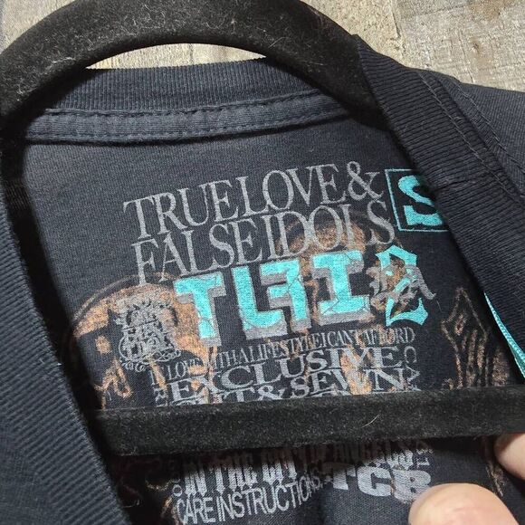$68 TRUE LOVE FALSE IDOLS by AFFLICTION Long Sleeve Slim Fit Y2K T-shirt NWT - Picture 4 of 5